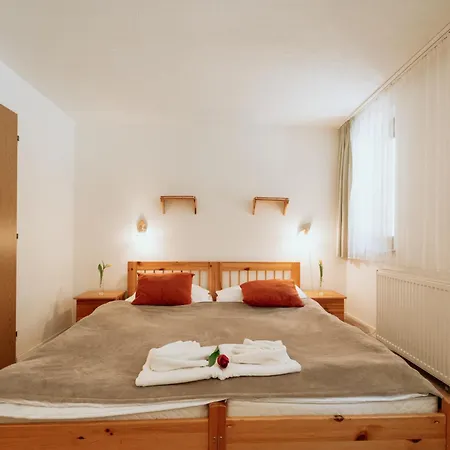 Hotel Bartoska 2*