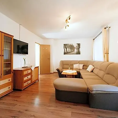 Horský Bartoška Hotel Cremosne